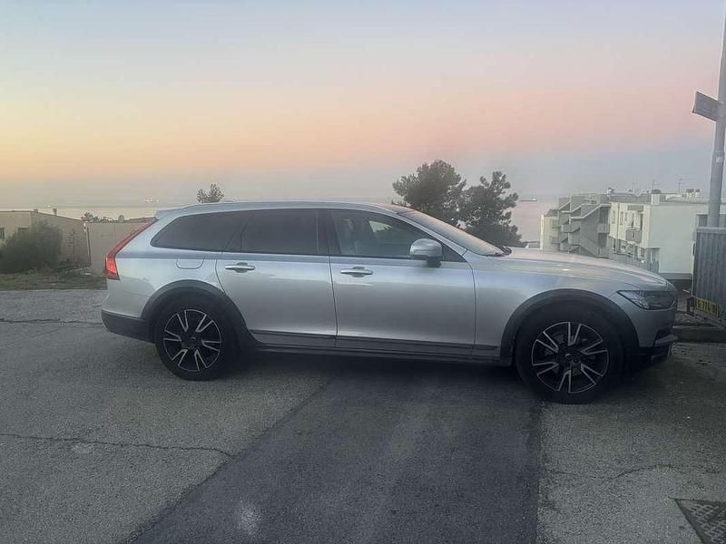 Usata Volvo V90 CC Pro 190 CV (139 kW) 2019 Station wagon