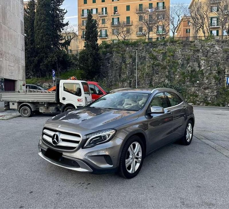 Usata Mercedes GLA200 Premium 136 CV (100 kW) 2014 SUV