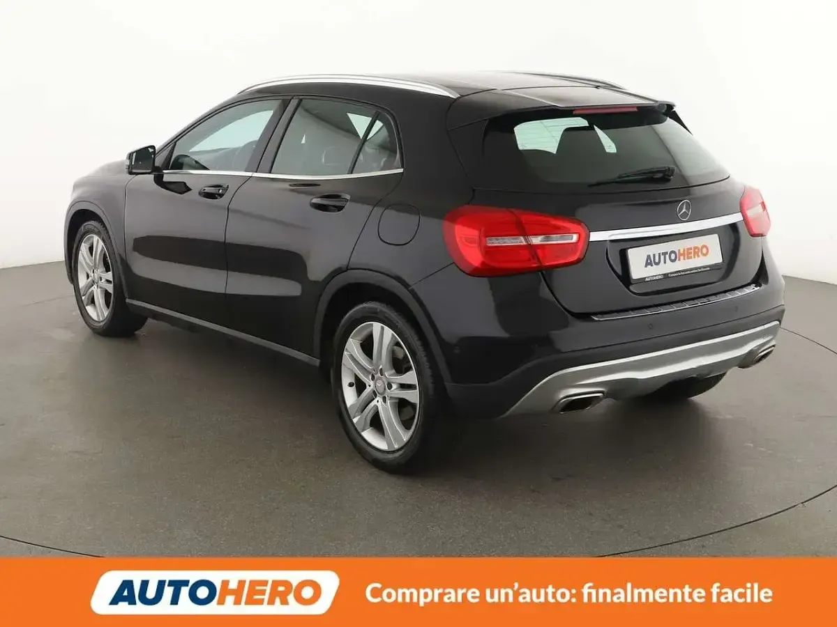 Usata Mercedes GLA180 Urban 122 CV (89 kW) 2016 Nero SUV