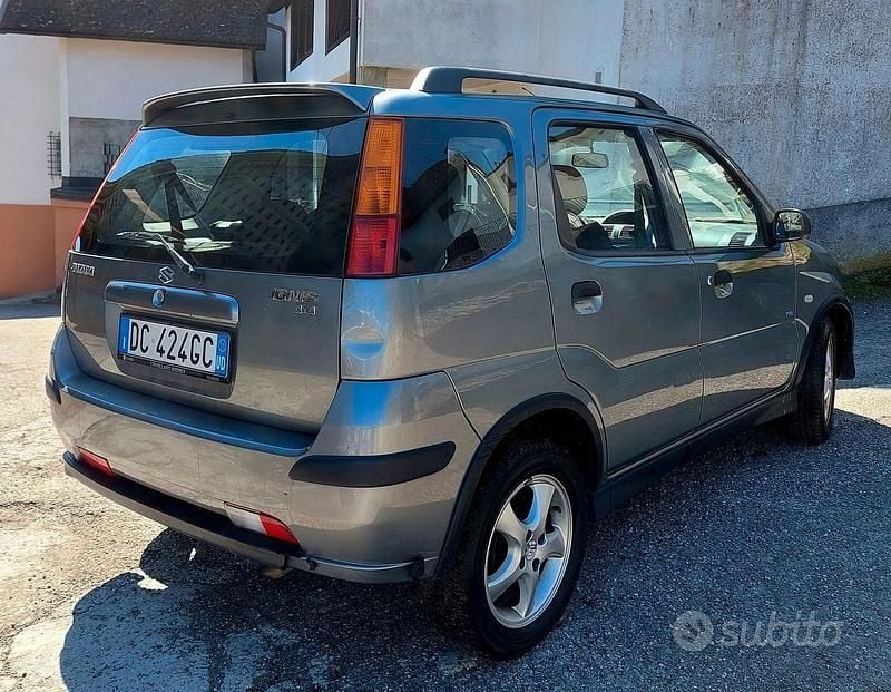 Usata Suzuki Ignis 2006 Grigio Utilitaria