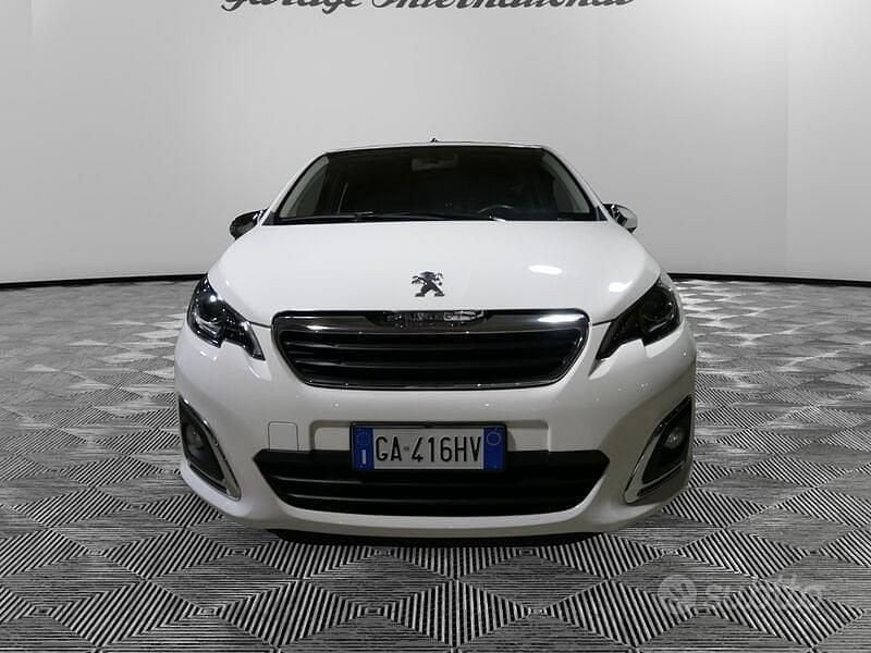 Usata Peugeot 108 Allure 72 CV (52 kW) 2020 Bianco Berlina