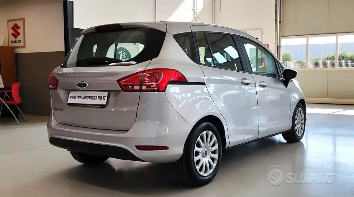 Usata Ford B-MAX 75 CV (55 kW) 2016 Grigio Monovolume