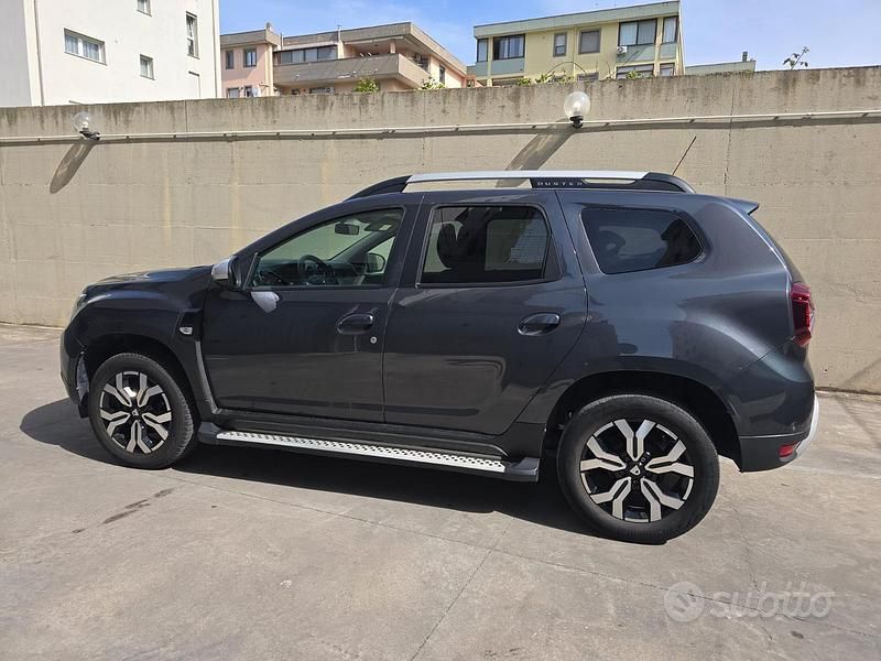 Usata Dacia Duster 101 CV (74 kW) 2022 Grigio SUV