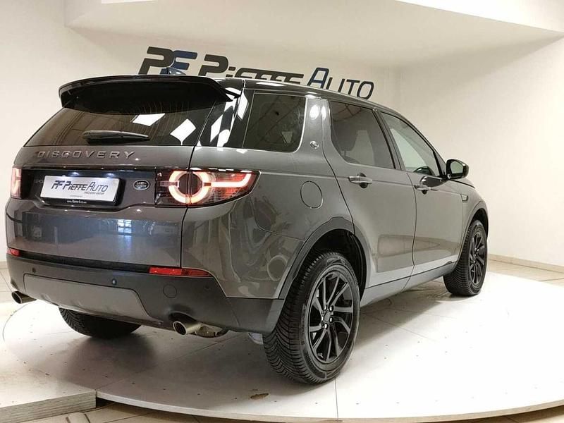 Begagnad Land Rover Discovery 5 SE 150 HK (110 kW) 2019 Grå SUV