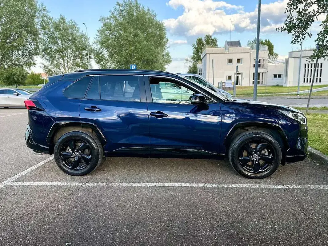 Usata Toyota RAV4 Hybrid Business Edition 222 CV (163 kW) 2019 Blu/azzurro SUV