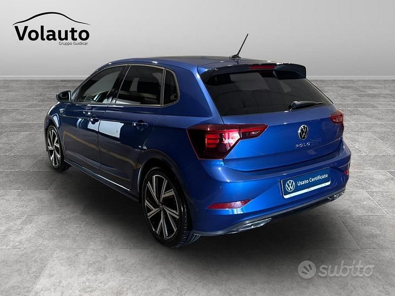 Usata VW Polo R-line 110 CV (80 kW) 2023 Blu/azzurro Berlina
