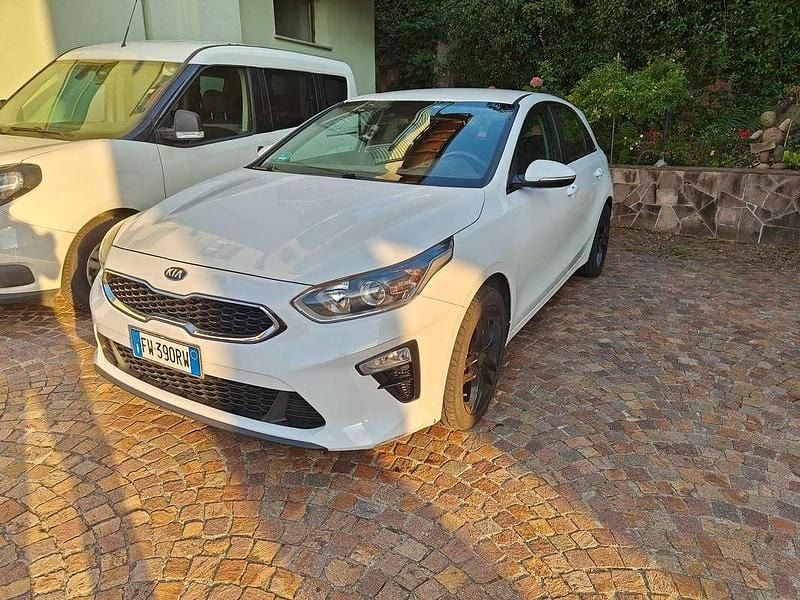 Usata Kia Ceed 116 CV (85 kW) 2019 Bianco Utilitaria