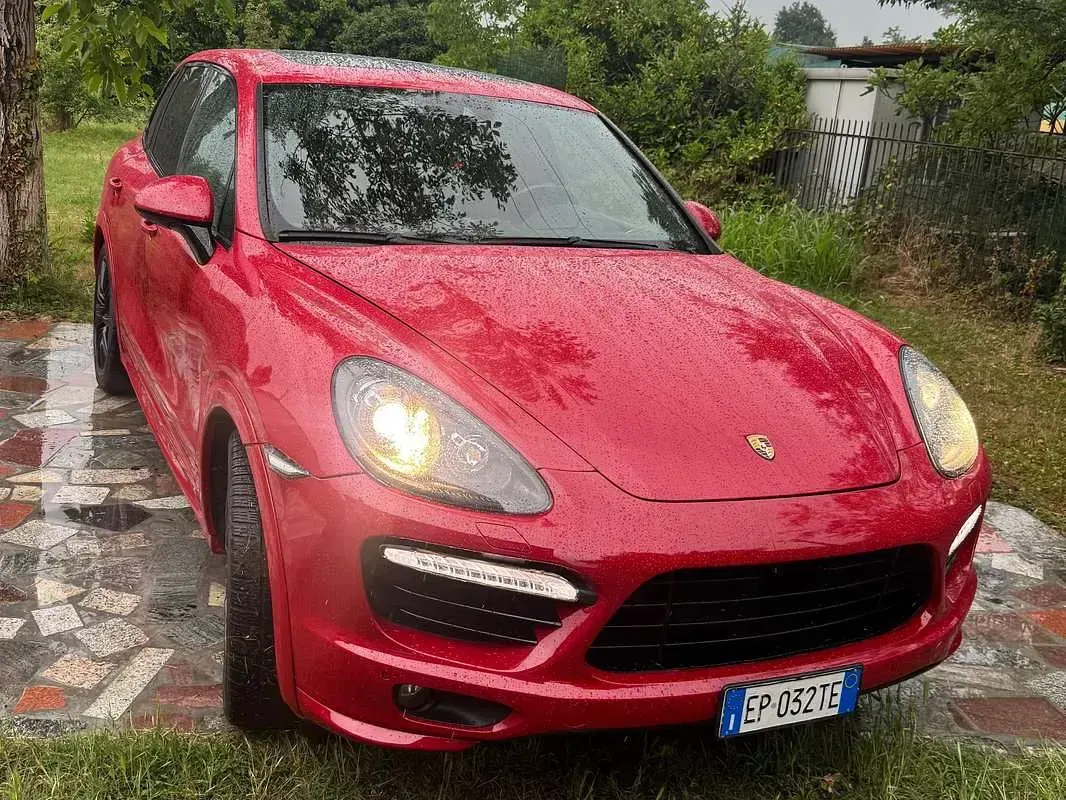 Usata Porsche Cayenne GTS 420 CV (308 kW) 2013 Rosso SUV