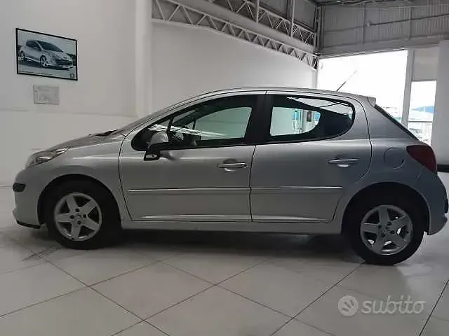 Usata Peugeot 207 88 CV (64 kW) 2009 Berlina