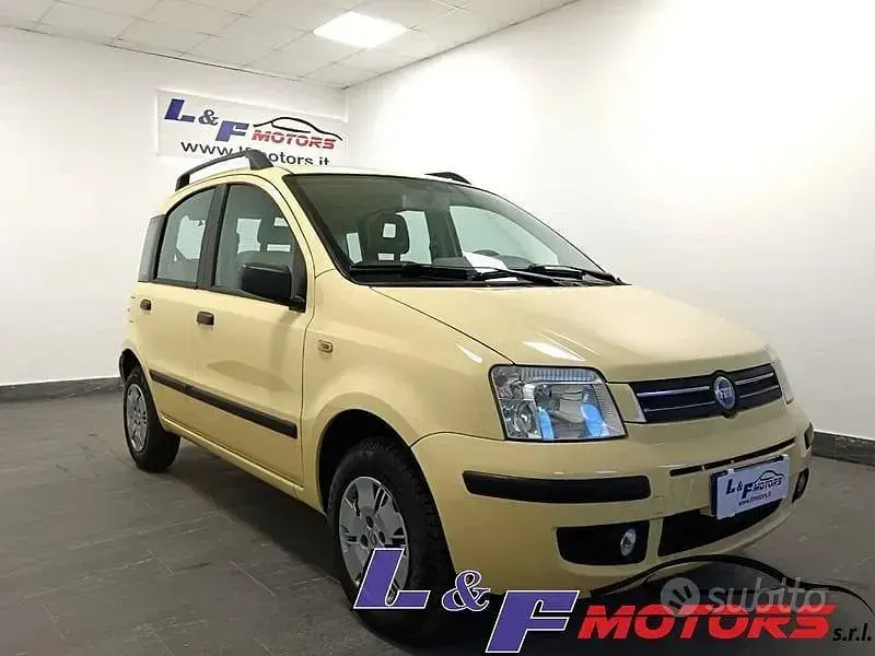 Usata Fiat Panda Dynamic 60 CV (44 kW) 2006 Giallo Utilitaria