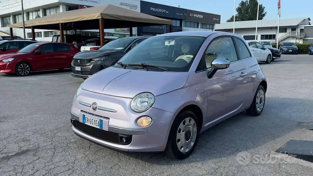 Usata Fiat 500 Lounge 69 CV (50 kW) 2013 Viola Berlina
