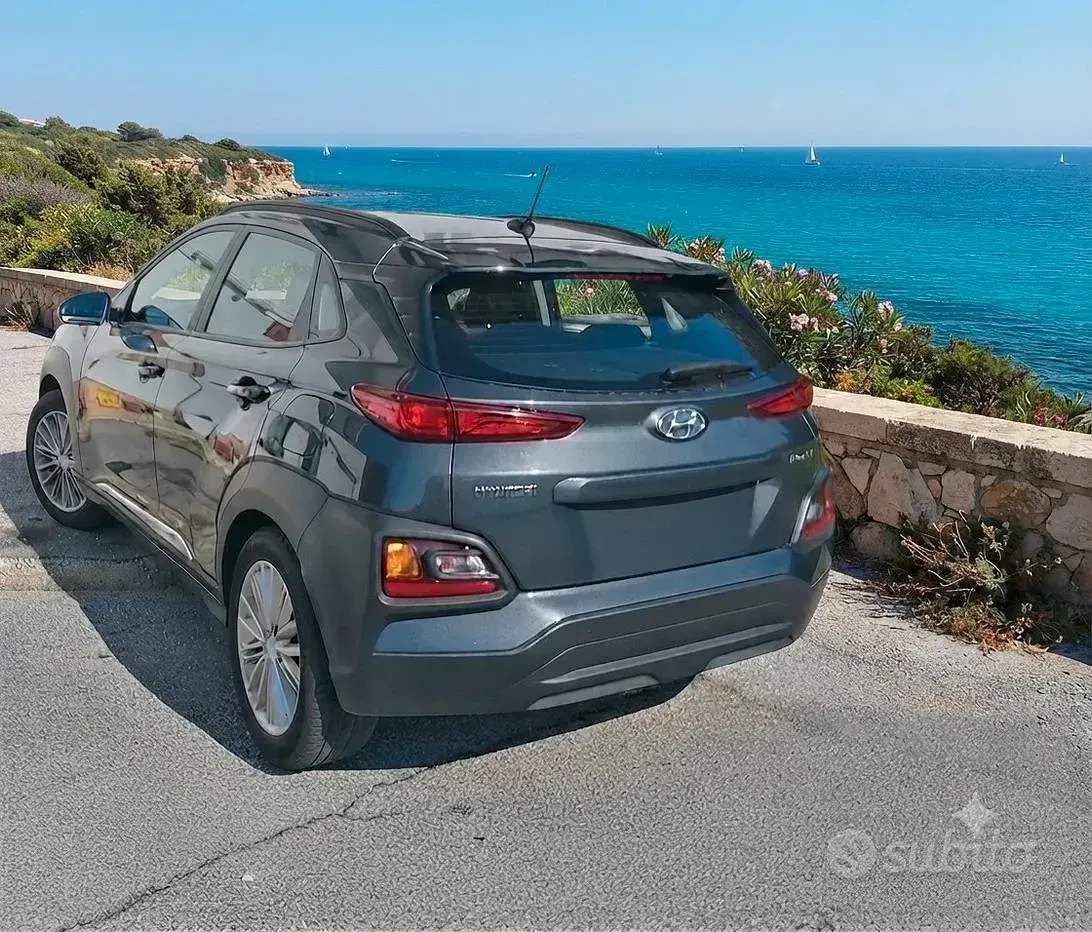 Usata Hyundai Kona Turbo 120 CV (88 kW) 2018 Grigio SUV