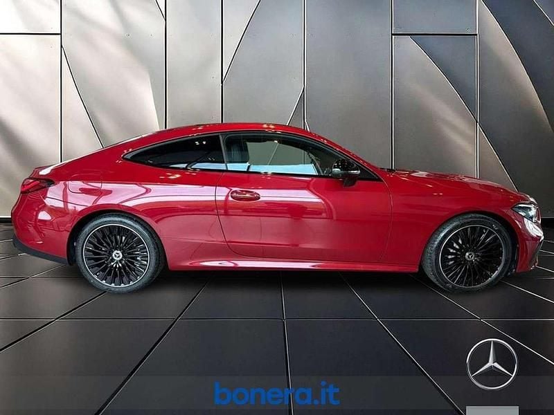 Nuova Mercedes CLE300 AMG Line Premium Plus 258 CV (189 kW) 2026 Rosso patagonia metallizzato m Coupé