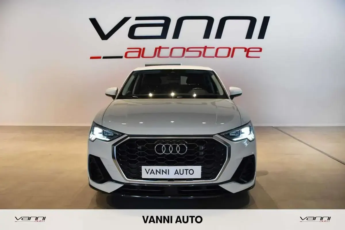 Usata Audi Q3 Sportback Business Plus 150 CV (110 kW) 2022 Bianco SUV