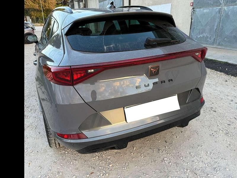 Grigio Usata 2021 Cupra Formentor SUV | 24.900 € (Cara) - Immagine 1/4