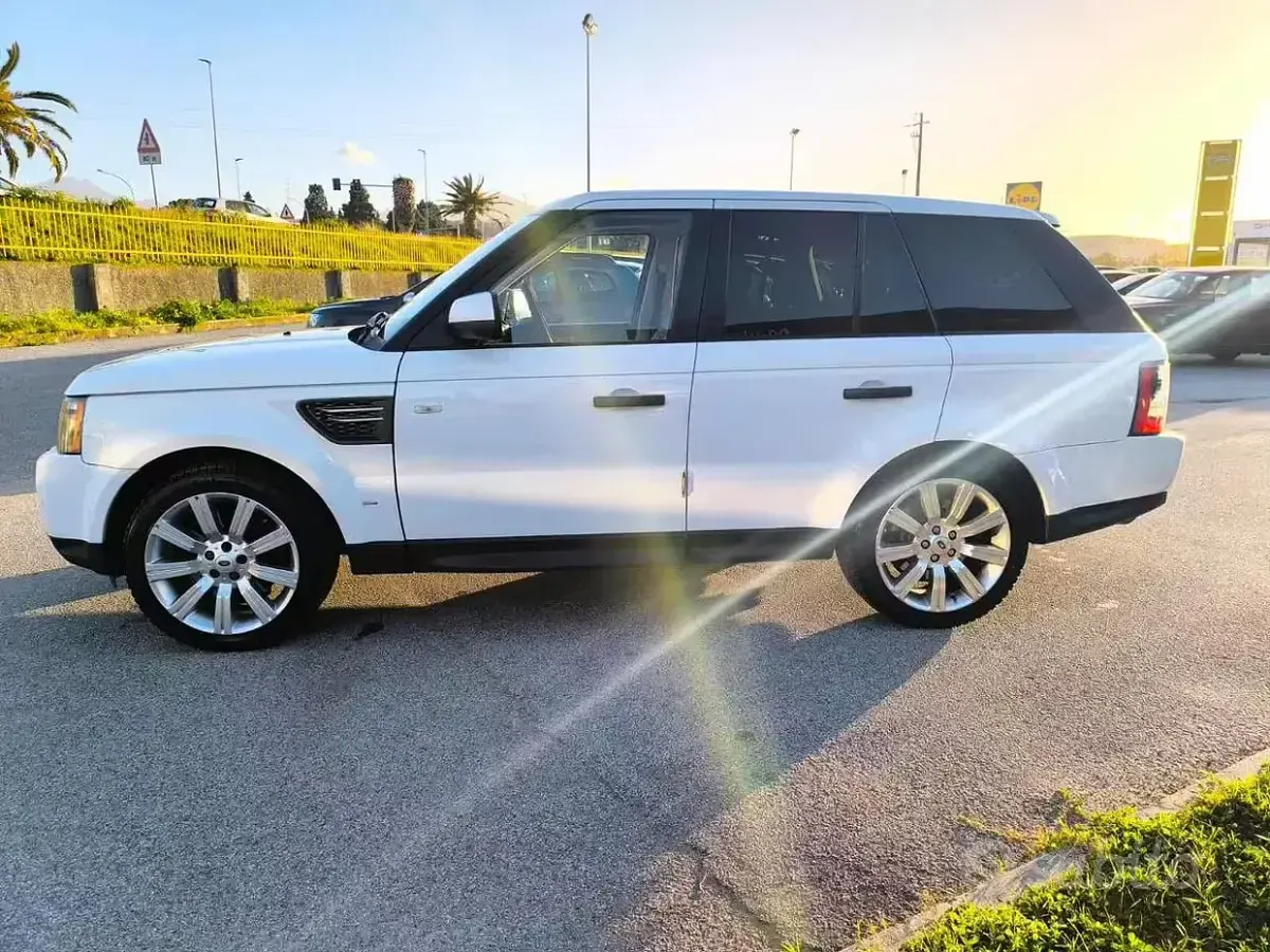 Usata Land Rover Range Rover Autobiography 256 CV (188 kW) 2011 Bianco SUV
