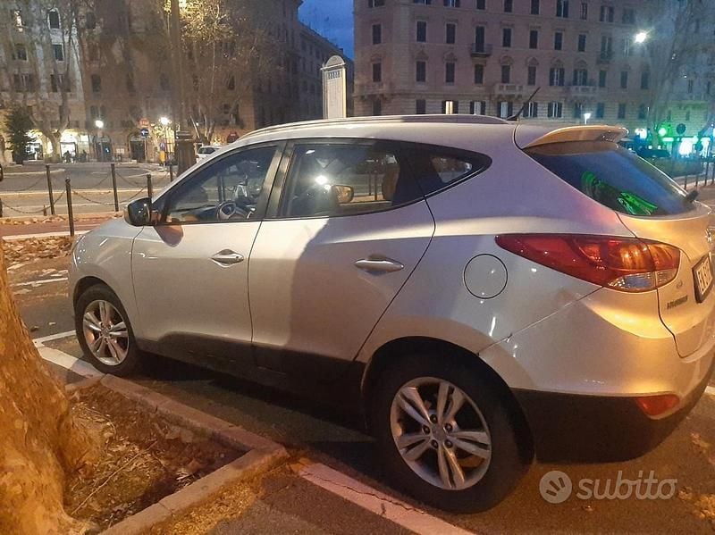 Usata Hyundai ix35 Classic 136 CV (100 kW) 2012 Grigio SUV