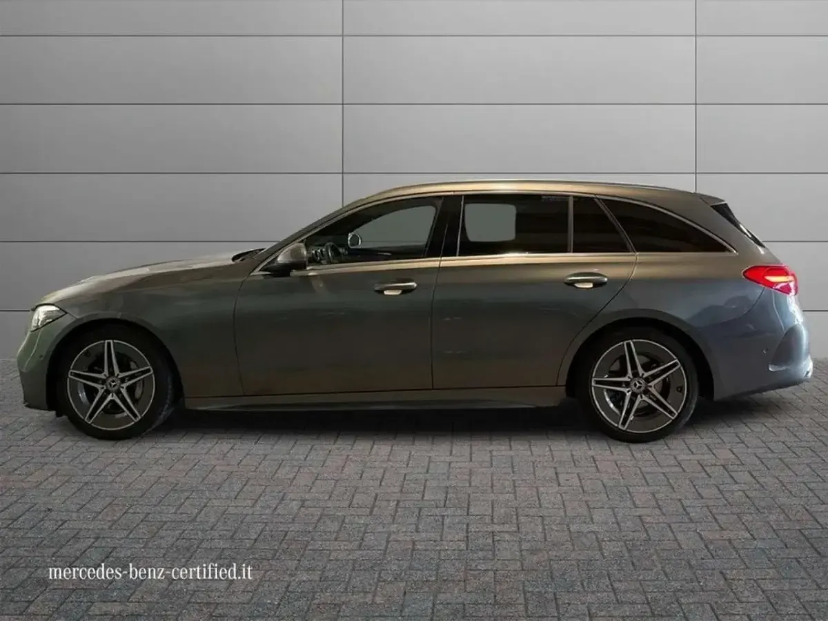Usata Mercedes C220 Advanced 197 CV (144 kW) 2024 Grigio selenite Station wagon