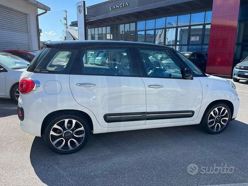 Usata Fiat 500L Easy 95 CV (69 kW) 2012 Bianco Monovolume