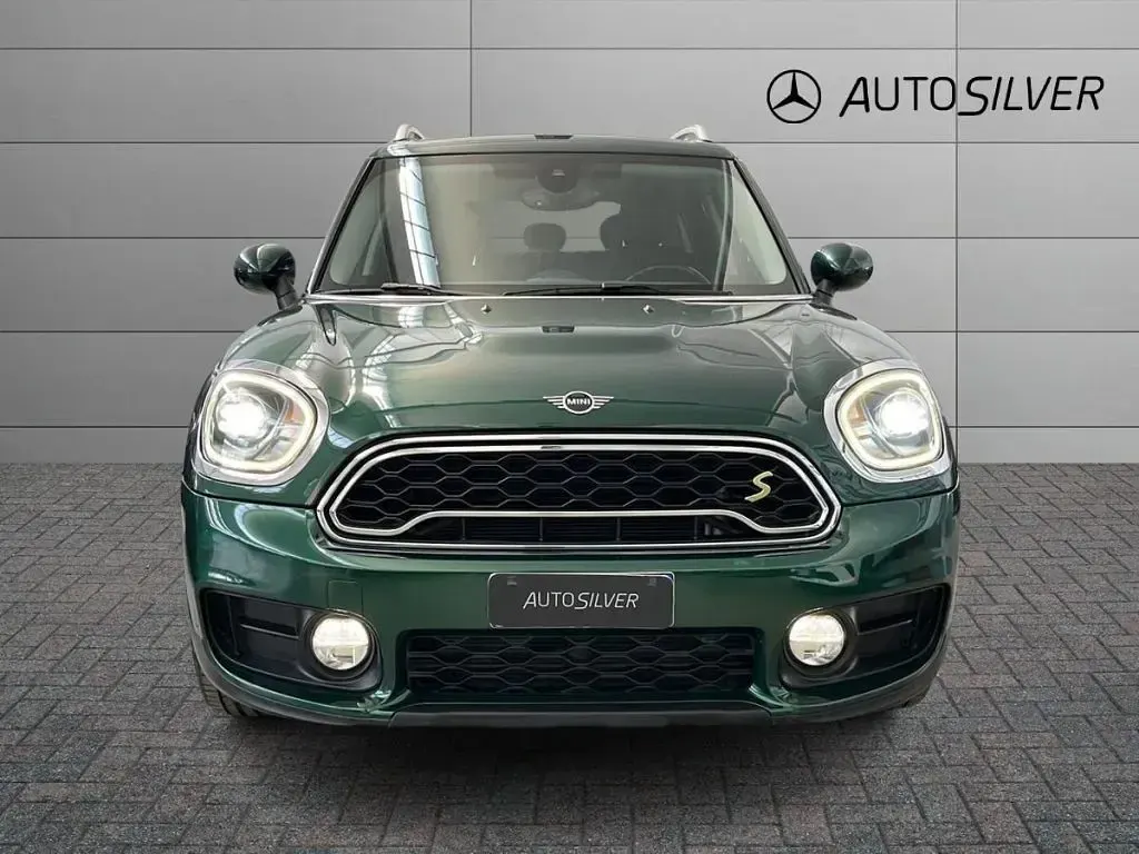 Usata Mini Cooper S Countryman 136 CV (100 kW) 2019 Verde / pastello SUV