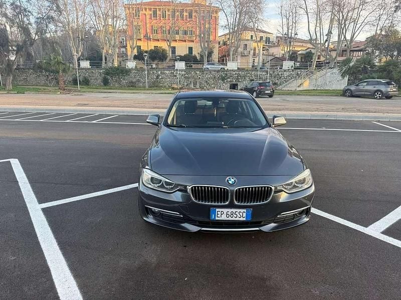 Usata BMW 320 Luxury Line 184 CV (135 kW) 2013 Berlina