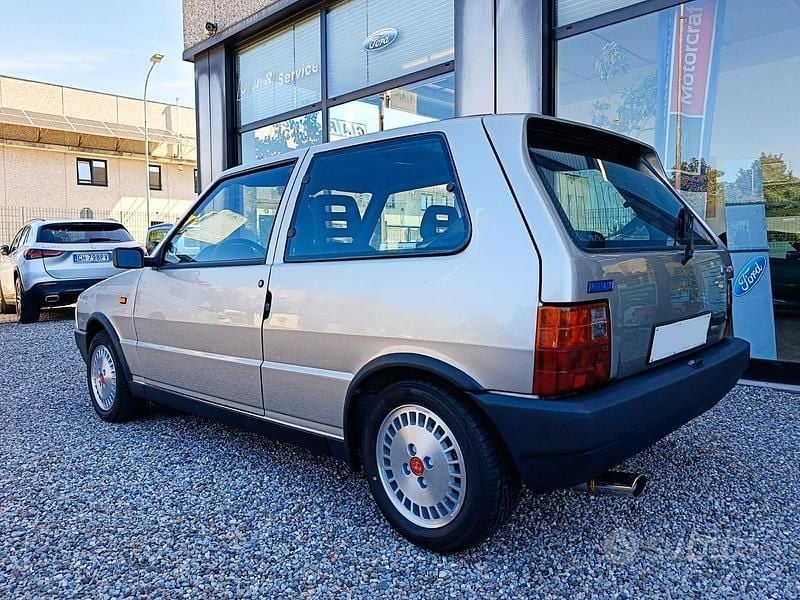 Usata Fiat Uno 105 CV (77 kW) 1985 Grigio Utilitaria