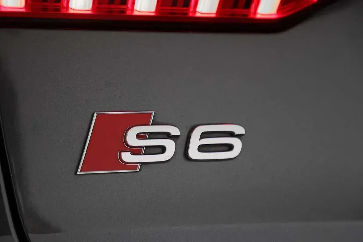 Usata Audi S6 Ambiente 349 CV (256 kW) 2019 Station wagon