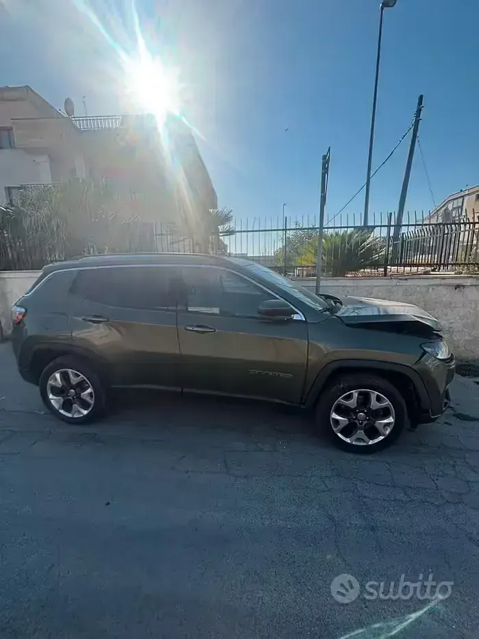 Usata Jeep Compass Limited 140 CV (102 kW) 2017 SUV