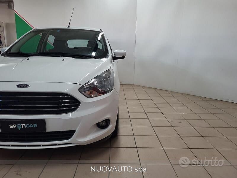 Usata Ford Ka Ultimate 86 CV (63 kW) 2017 Bianco Berlina