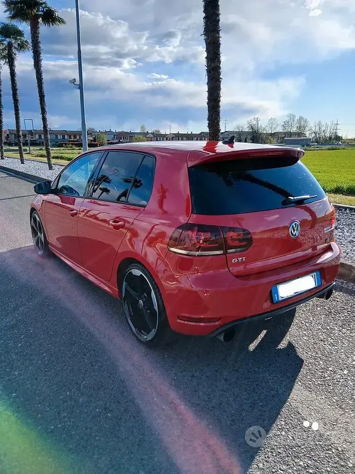 Usata VW Golf VI Edition 210 CV (154 kW) 2011 Rosso Berlina