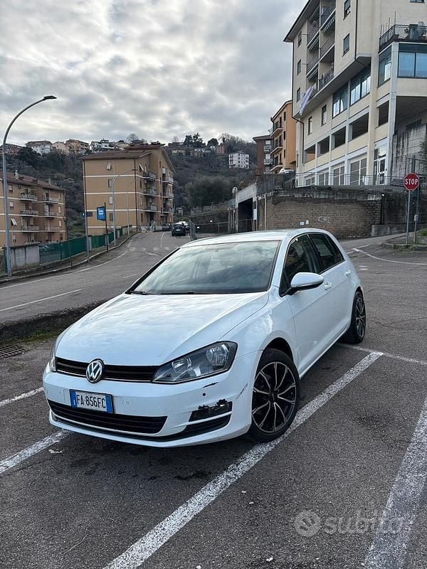 Usata VW Golf VII 150 CV (110 kW) 2014 Bianco Berlina