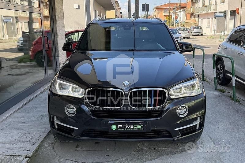 Usata BMW X5 Luxury Line 258 CV (189 kW) 2013 Grigio SUV