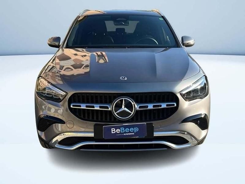 Usata Mercedes GLA180 Advanced 136 CV (100 kW) 2025 Grigio SUV