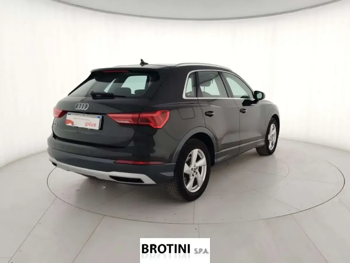 Usata Audi Q3 Advanced Plus 150 CV (110 kW) 2021 Nero metallizzato SUV