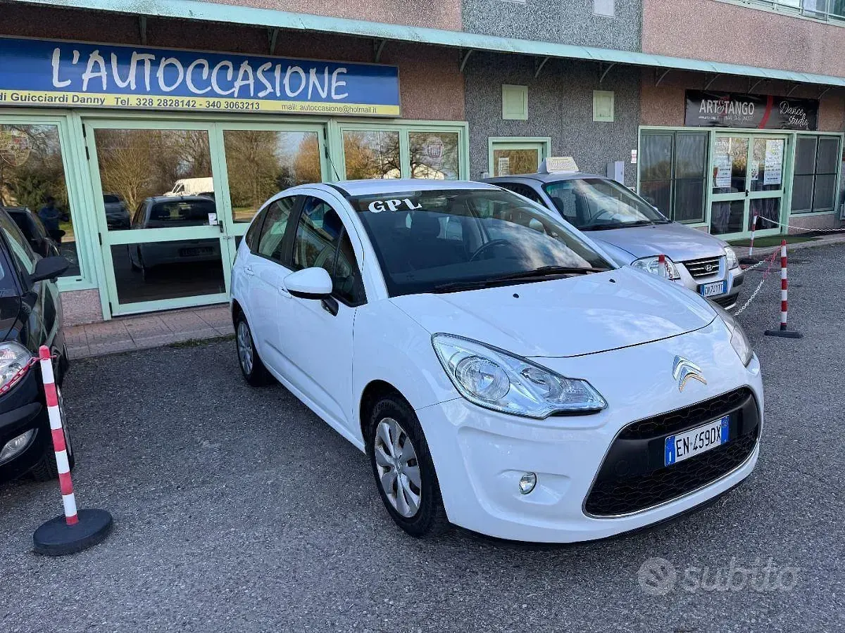 Usata Citroën C3 60 CV (44 kW) 2012 Bianco Utilitaria