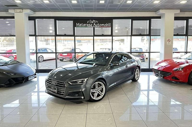 Grigio Usata 2017 Audi A5 S-Line Coupé | 19.900 € (Buon prezzo) - Immagine 1/4
