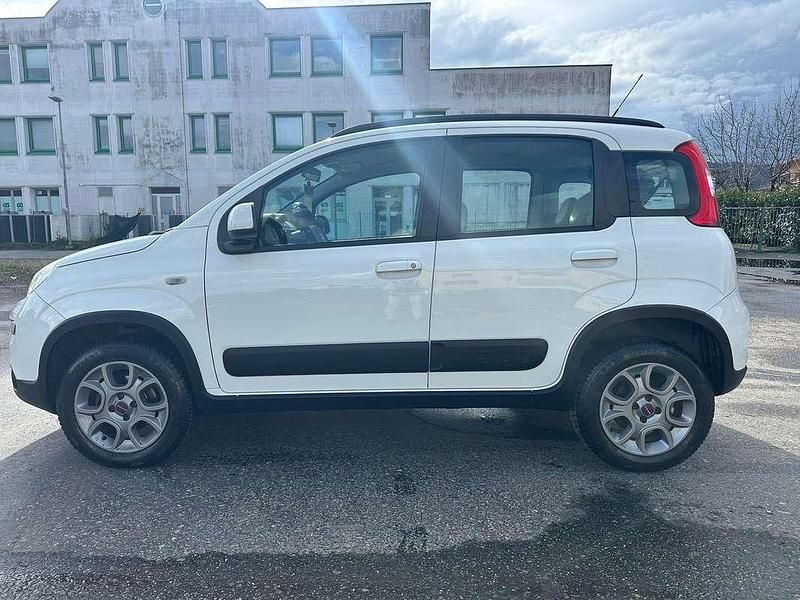 Usata Fiat Panda 4x4 75 CV (55 kW) 2014 Bianco Utilitaria