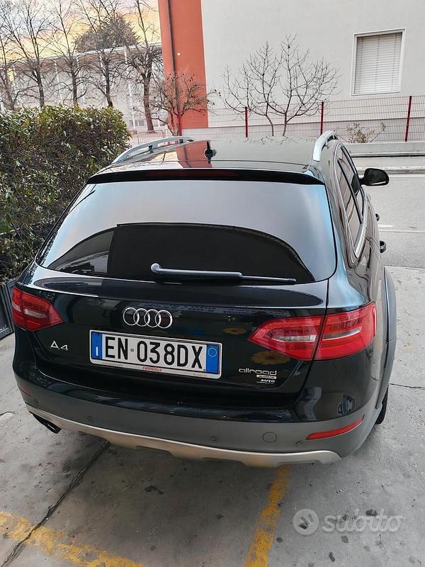 Usata Audi A4 Allroad 190 CV (139 kW) 2012 Nero Station wagon