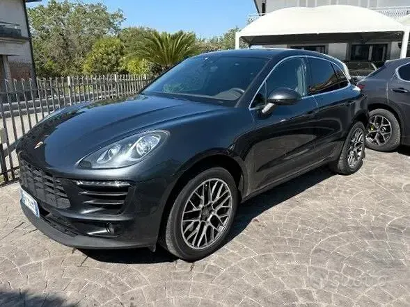 Usata Porsche Macan 250 CV (183 kW) 2017 Grigio SUV