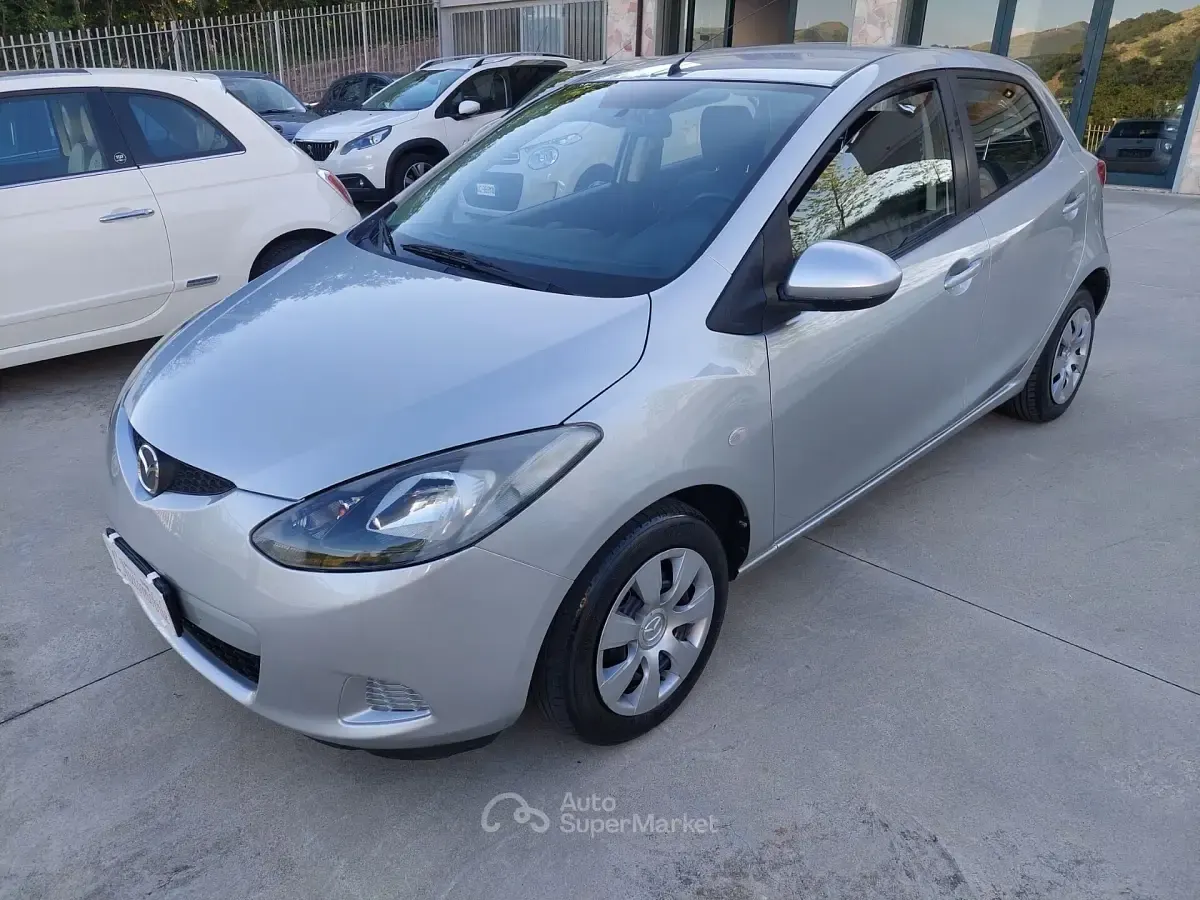 Usata Mazda 2 75 CV (55 kW) 2007 Grigio Utilitaria