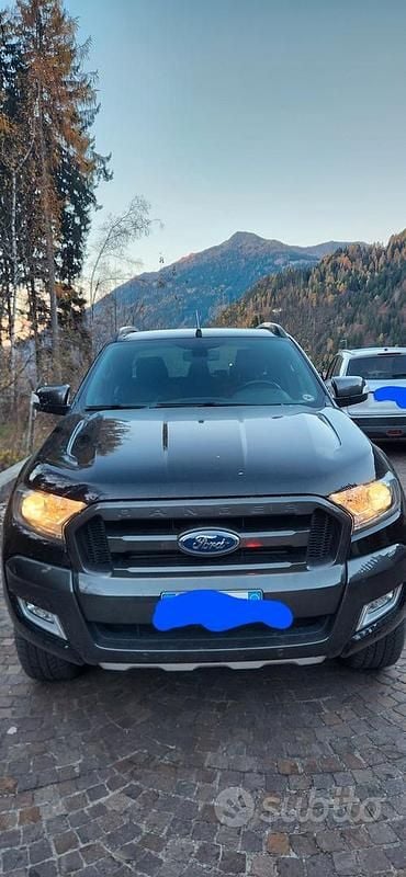 Usata Ford Ranger Wildtrack 160 CV (117 kW) 2019 Nero Pick-up