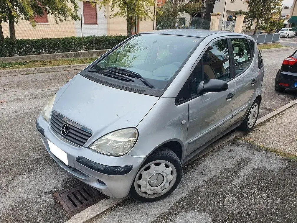 Usata Mercedes A140 Classic 82 CV (60 kW) 2001 Grigio Utilitaria