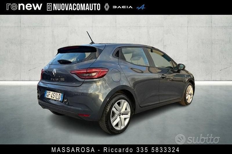 Käytetty Renault Clio V Zen 101 HP (74 kW) 2021 Harmaa Sedan