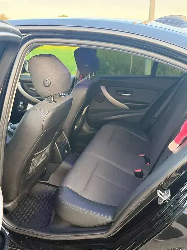 Usata BMW 320 190 CV (139 kW) 2016 Nero Berlina