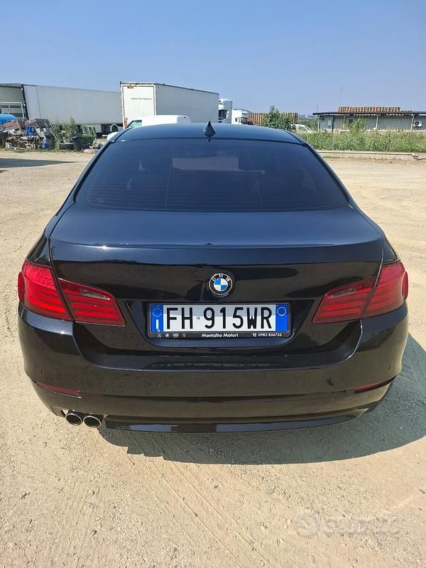 Usata BMW 525 204 CV (150 kW) 2011 Nero Berlina