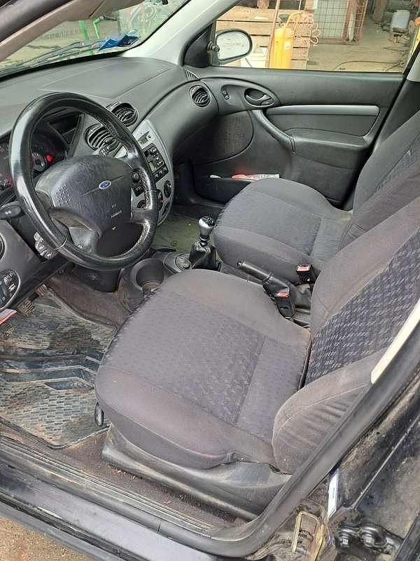 Usata Ford Focus Zetec 116 CV (85 kW) 2001 Berlina