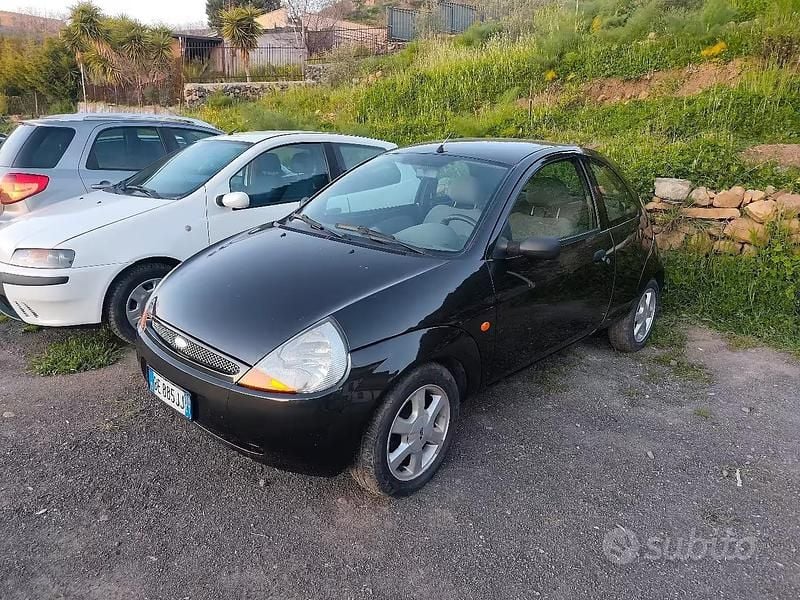 Usata Ford Ka 1999 Nero Utilitaria