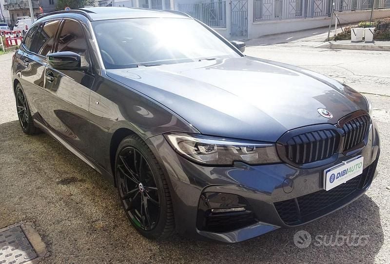 Usata BMW 320e M Sport 190 CV (139 kW) 2021 Grigio Station wagon
