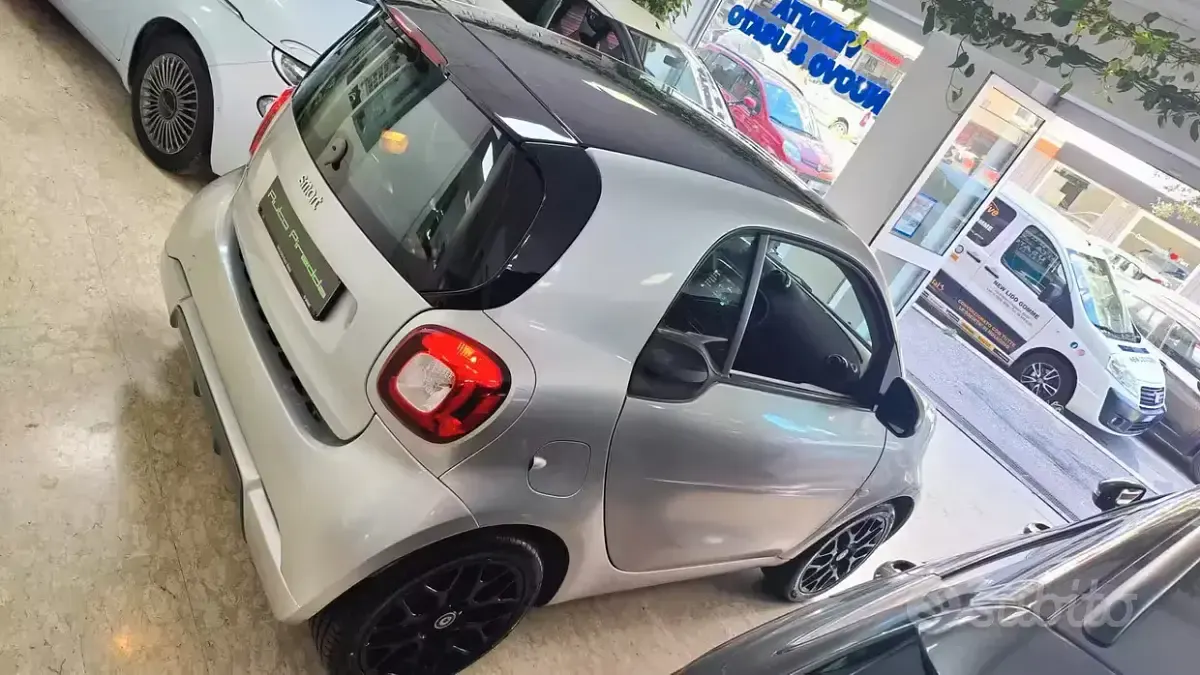 Usata Smart ForTwo Coupé Passion 71 CV (52 kW) 2019 Grigio Coupé