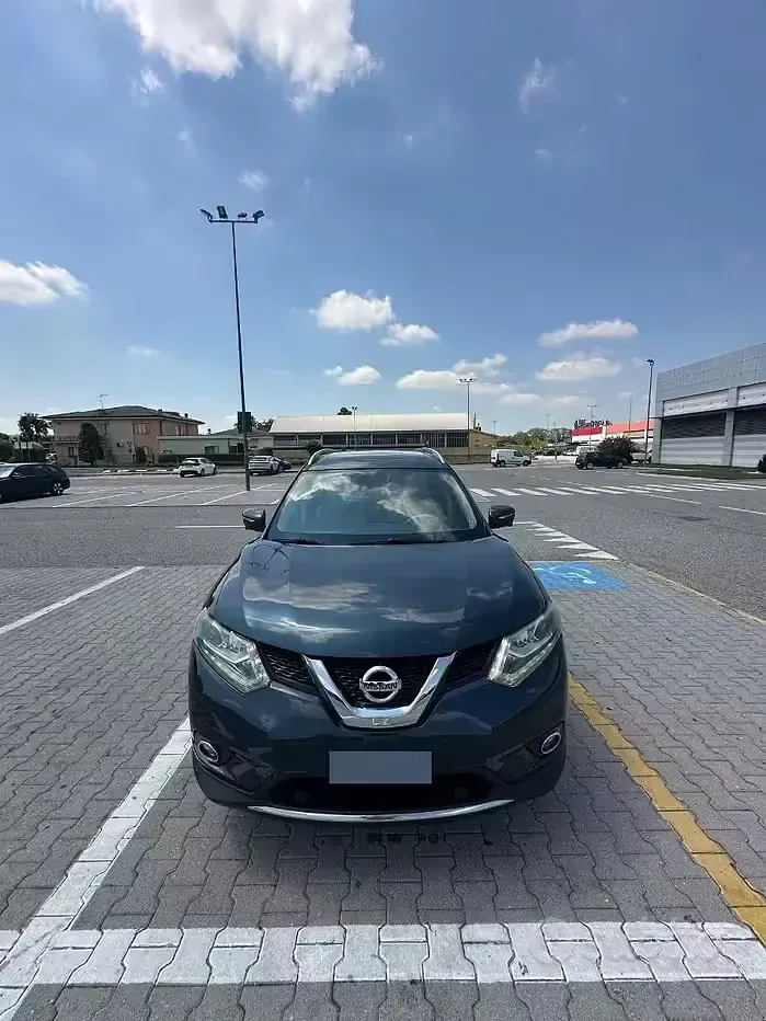 Usata Nissan X-Trail 131 CV (96 kW) 2015 Bluazzurro SUV